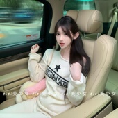 纯欲小香风五角星提花字母撞色肩扣针织衫 TiTi美少女 露肩毛衣