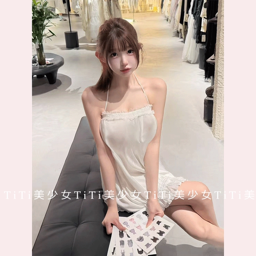 纯欲白色蕾丝薄缎面宽松短裙