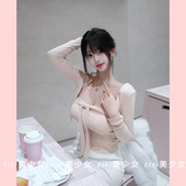 法式 26春季 纯欲风性感显胸大U背心开衫 洋气两件套 TiTi美少女