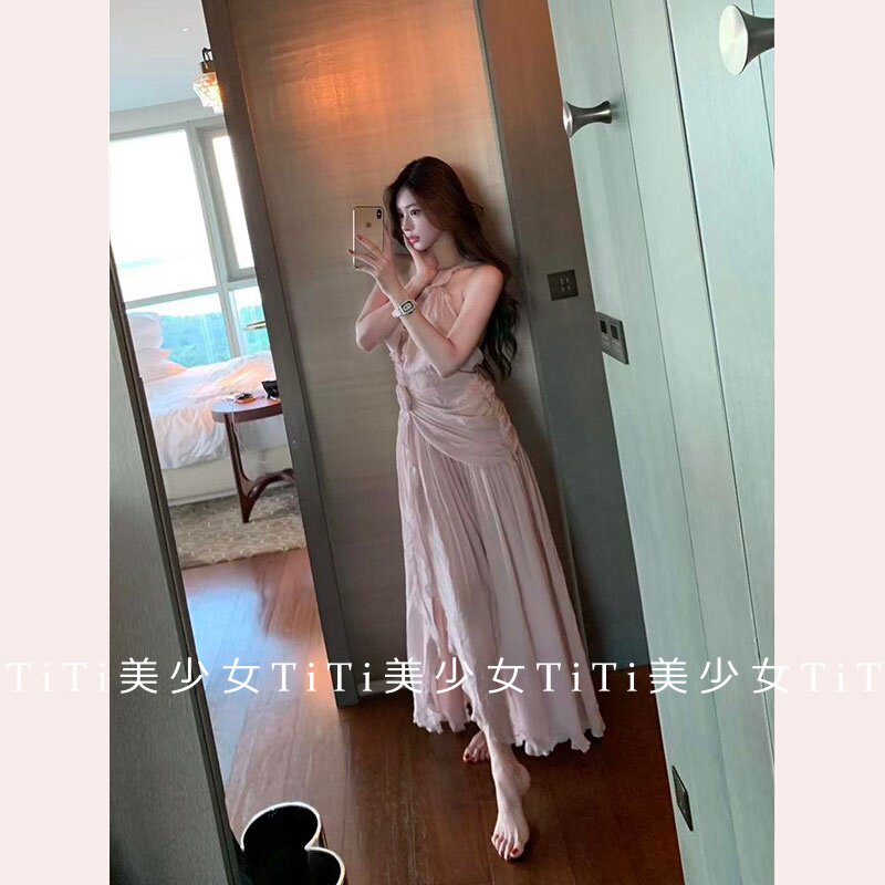 【TiTi美少女】纯欲风挂脖连衣裙性感气质显瘦长裙修身御姐裙子女