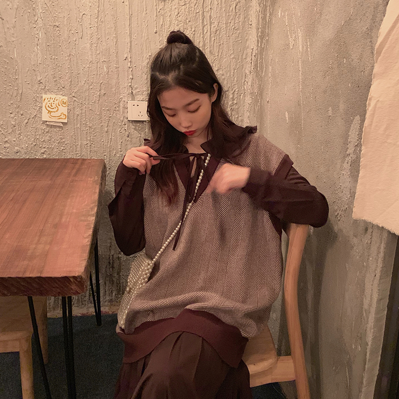 實拍實價 復古V領毛線針織馬甲女+高腰系帶連衣裙