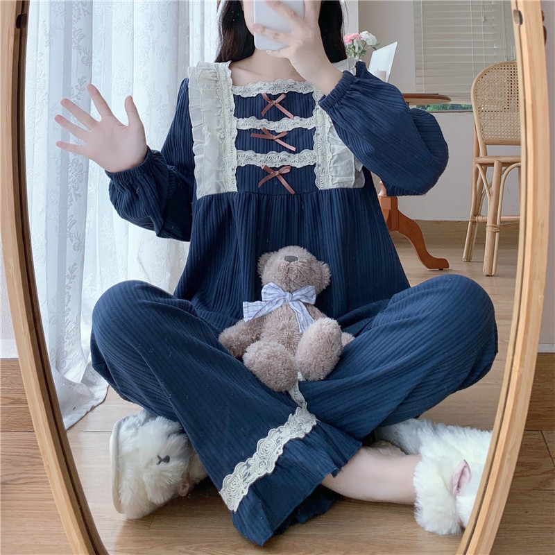 Real price ~ spring and summer chic sweet stitching embroidered edge bow loose two-piece pajamas