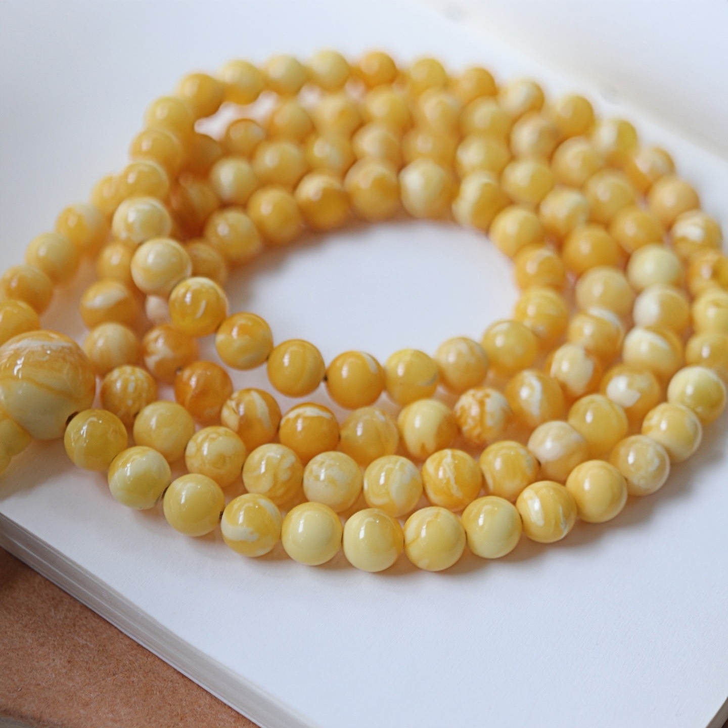 正品天然俄料精品小年份老蜡蜜蜡8mm108颗念珠手串文玩珠宝饰品