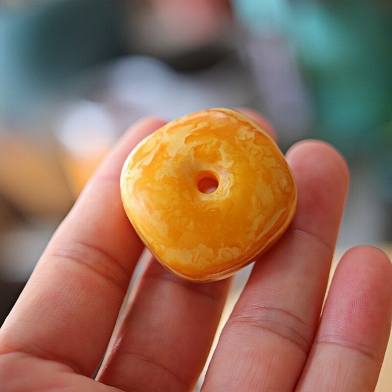 正品天然俄料高品质老花蜡蜜蜡藏扣饼子吊坠挂件文玩收藏珠宝饰品