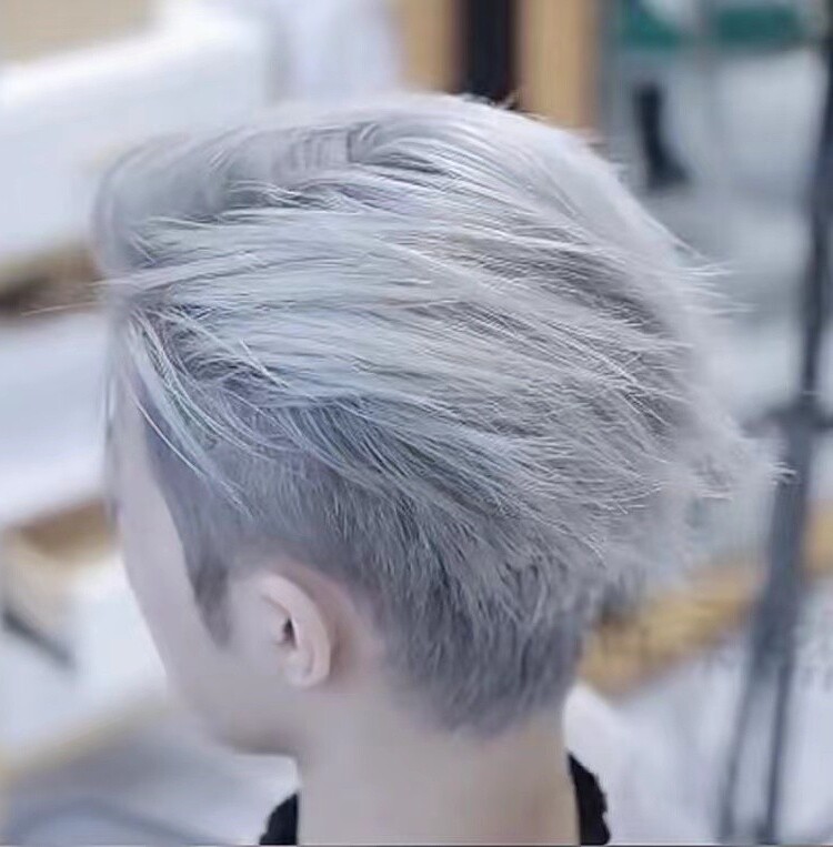 奶奶灰染发剂男女银灰冰蓝色染发膏男生专用烟熏青灰冷木灰在家染