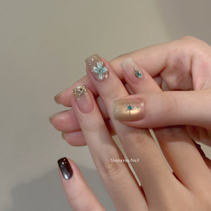 纯手工穿戴甲温柔冰花猫眼成品甲片显白甜美美甲高级假指甲贴订制,彩妆/香水/美妆工具,穿戴甲/甲片,淘宝优惠券,粉丝福利购,淘宝优惠卷