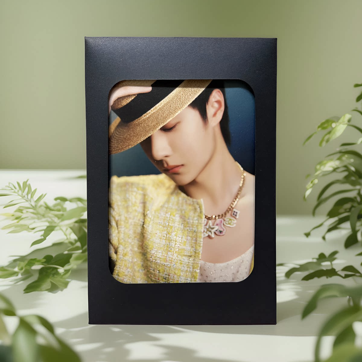 王一博珠光纸高清照片明星应援周边6寸明信片