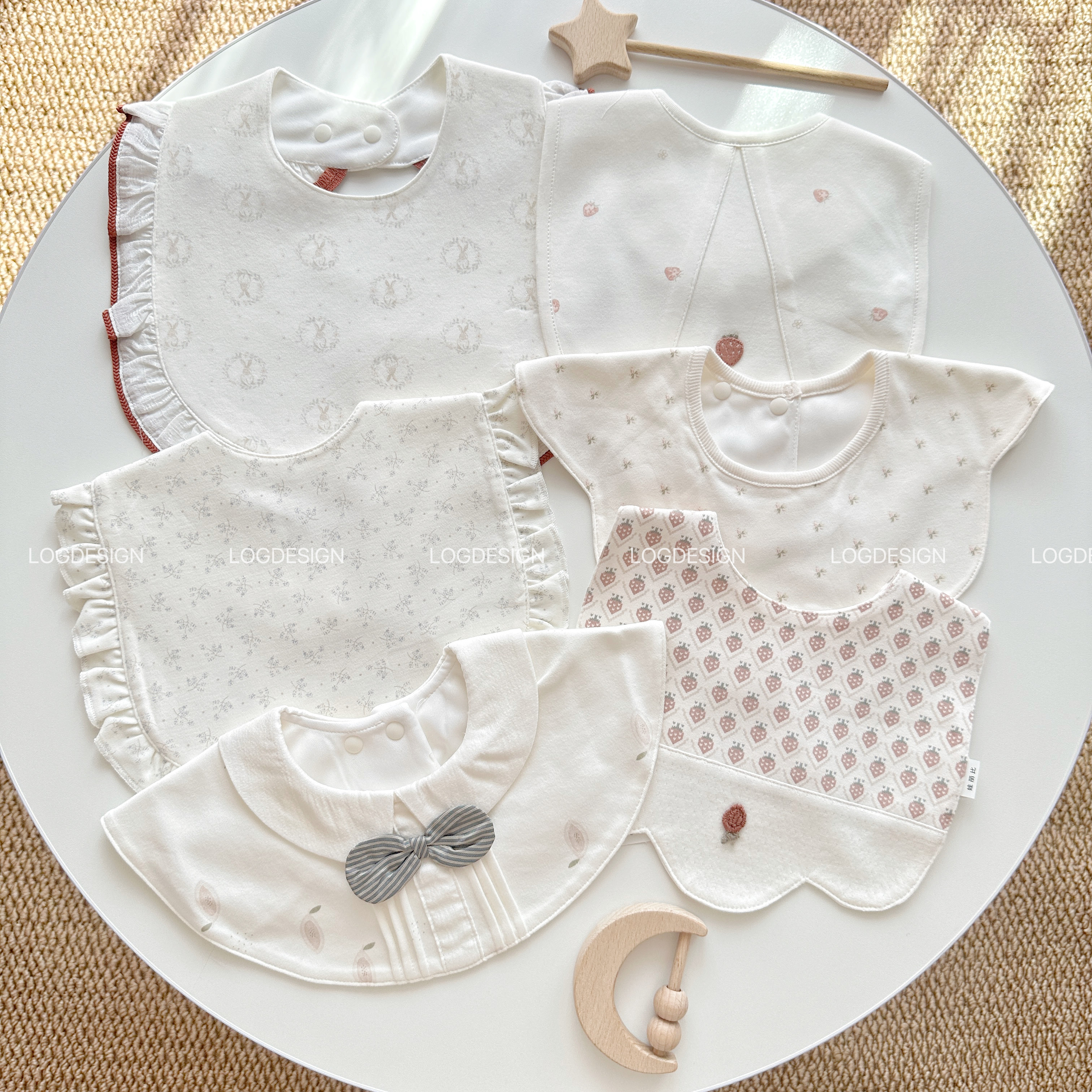 娃丽比2025新款防水防吐奶围嘴