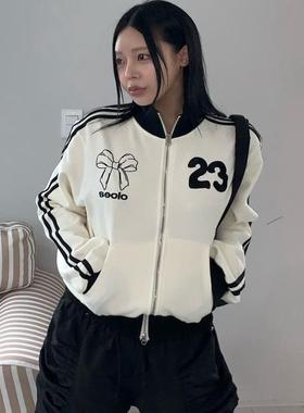 SEOLO 韩国代购2025春女装新款 减龄数字蝴蝶结拉链运动休闲卫衣