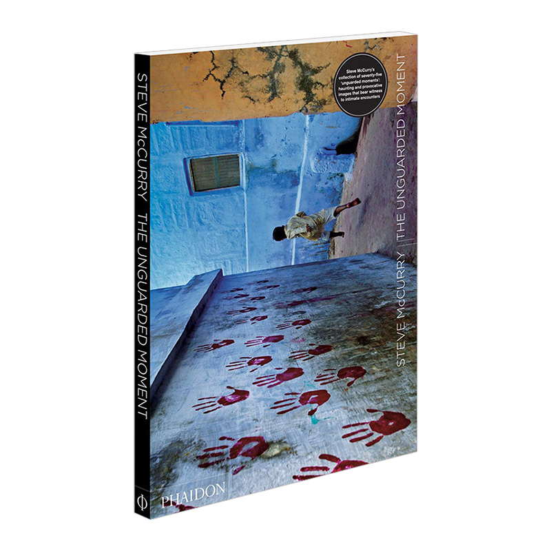 史蒂文麦柯里摄影集 毫无防备的时刻 Steve McCurry The Unguarded Moment 英文原版 75幅大画幅照片 英文版进口原版英语书籍