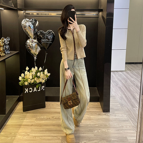 休闲套装女春秋季韩版设计感一整套穿搭针织开衫牛仔阔腿裤两件套