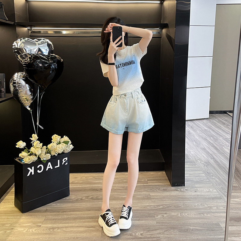 休闲运动套装女夏时尚烫钻短袖t恤渐变色牛仔短裤减龄两件套穿搭