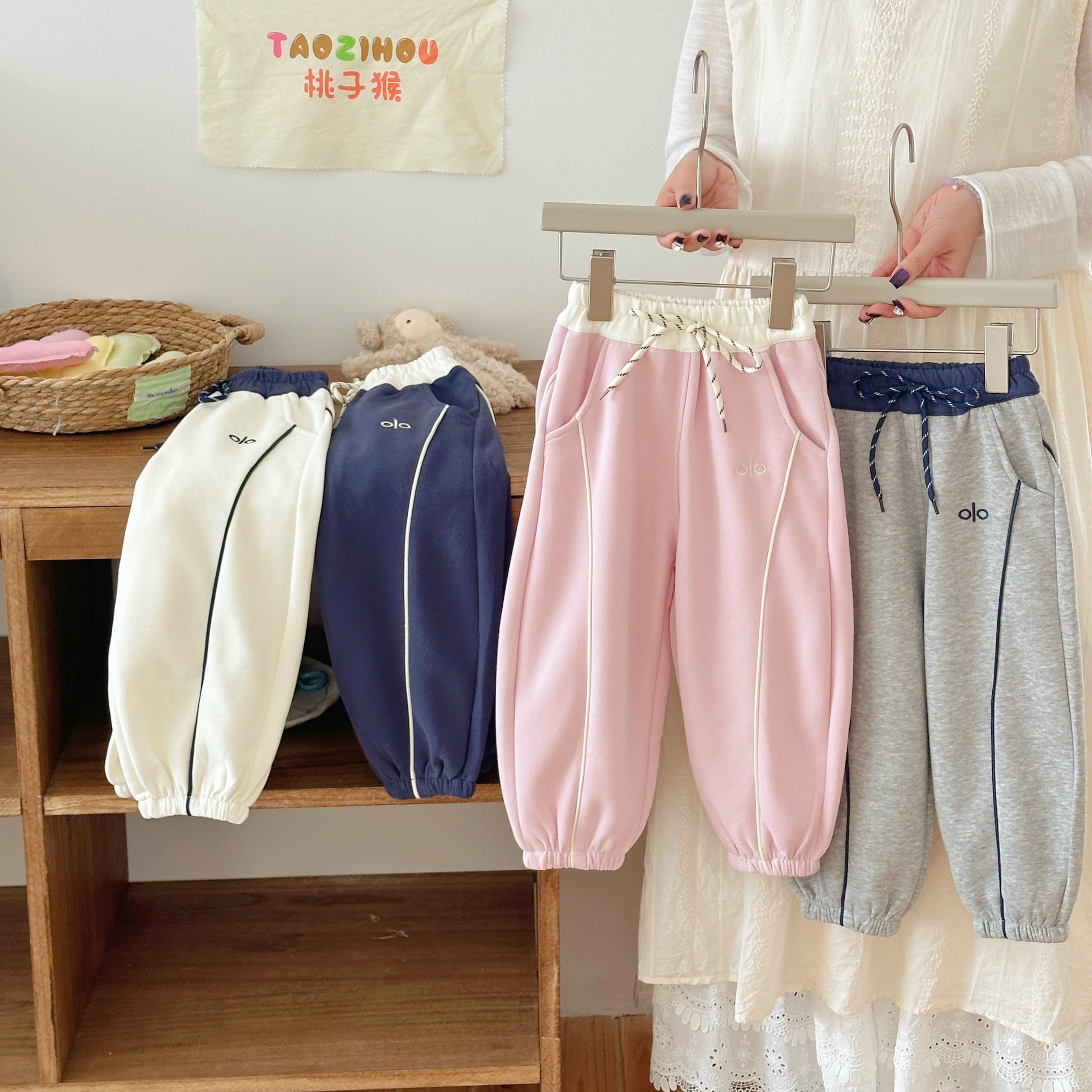 【小梨专享】25年秋冬款男女童拼腰卡绳束脚裤HQ25725,童装/婴儿装/亲子装,其它,淘宝优惠券,粉丝福利购,淘宝优惠卷