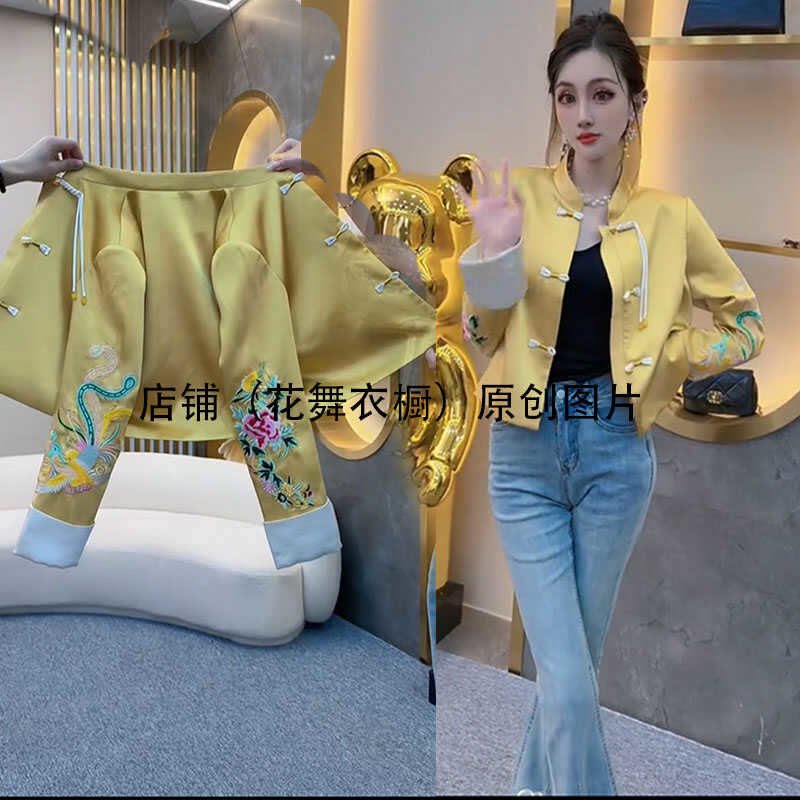 新中式国风盘扣外套白色气质重工图片