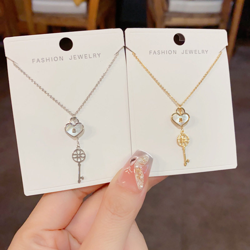 时尚简约爱心锁钥匙流苏吊坠项链个性轻奢小众百搭锁骨链精致颈链
