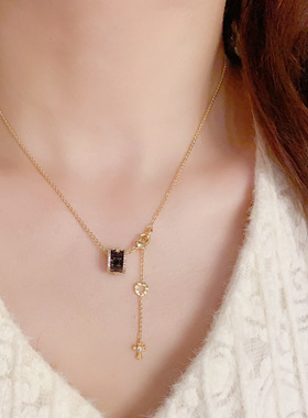 时尚小蛮腰十字架流苏项链女甜美气质百搭简约时尚锁骨链配饰新款