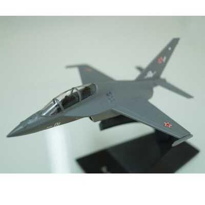 ixo俄罗斯雅克yak-130合金教练机