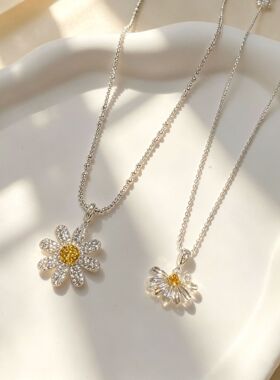 卡芙娜新品小雏菊项链女韩风ins同款夏季甜美花朵锁骨链学生