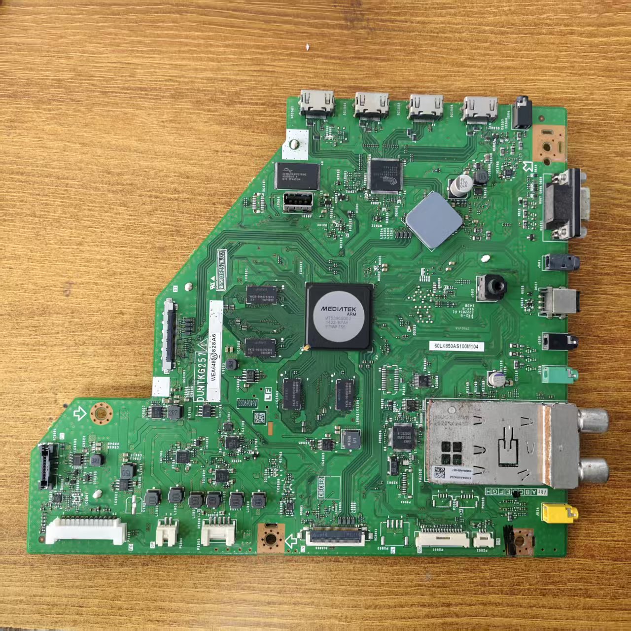 夏普LCD-60LX850A主板