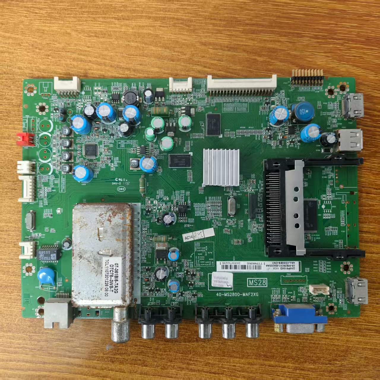 原装TCLD55P6100D电视主板