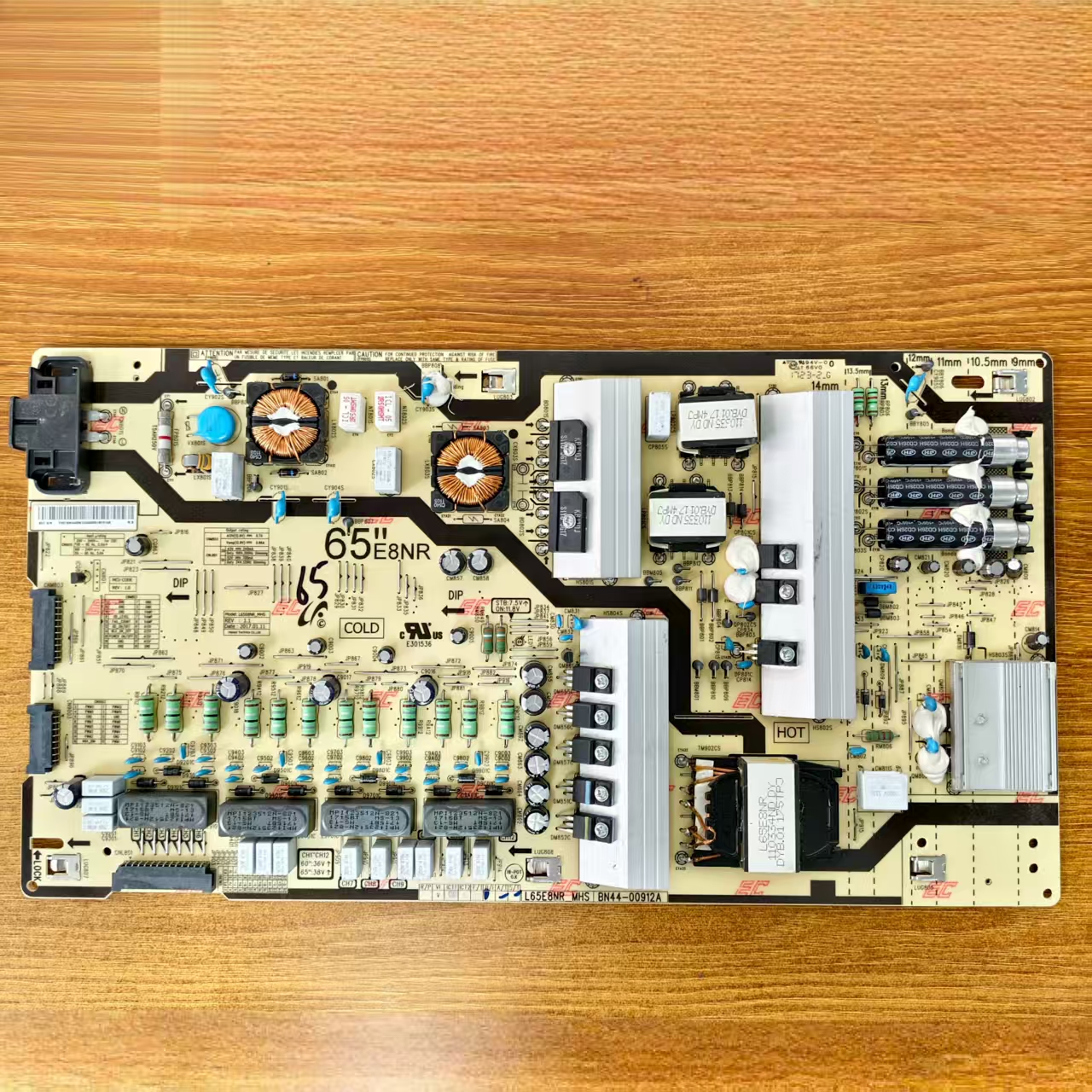 三星UA65MU7700J电源板