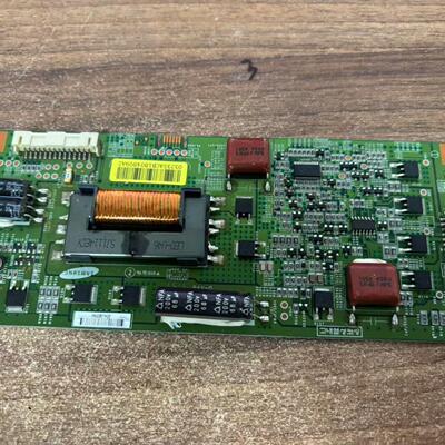 LE46T320恒流板液晶屏