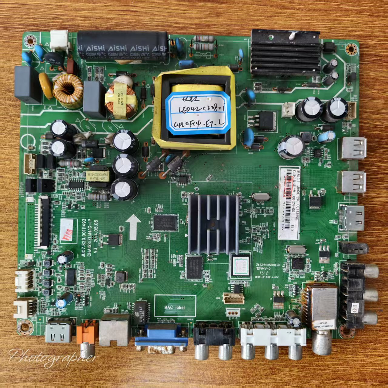 原装长虹LED42C2080i主板JUC7.820.00111493屏C420F14-E7-L测试好