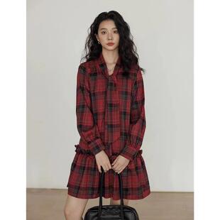 复古格纹v领长袖连衣裙女春季大码胖mm宽松显瘦遮肉气质中长款裙