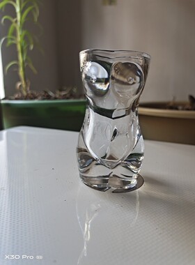 厚底玻璃小白酒杯30ml威士忌烈酒杯酒杯小众设计男女生透明高级感