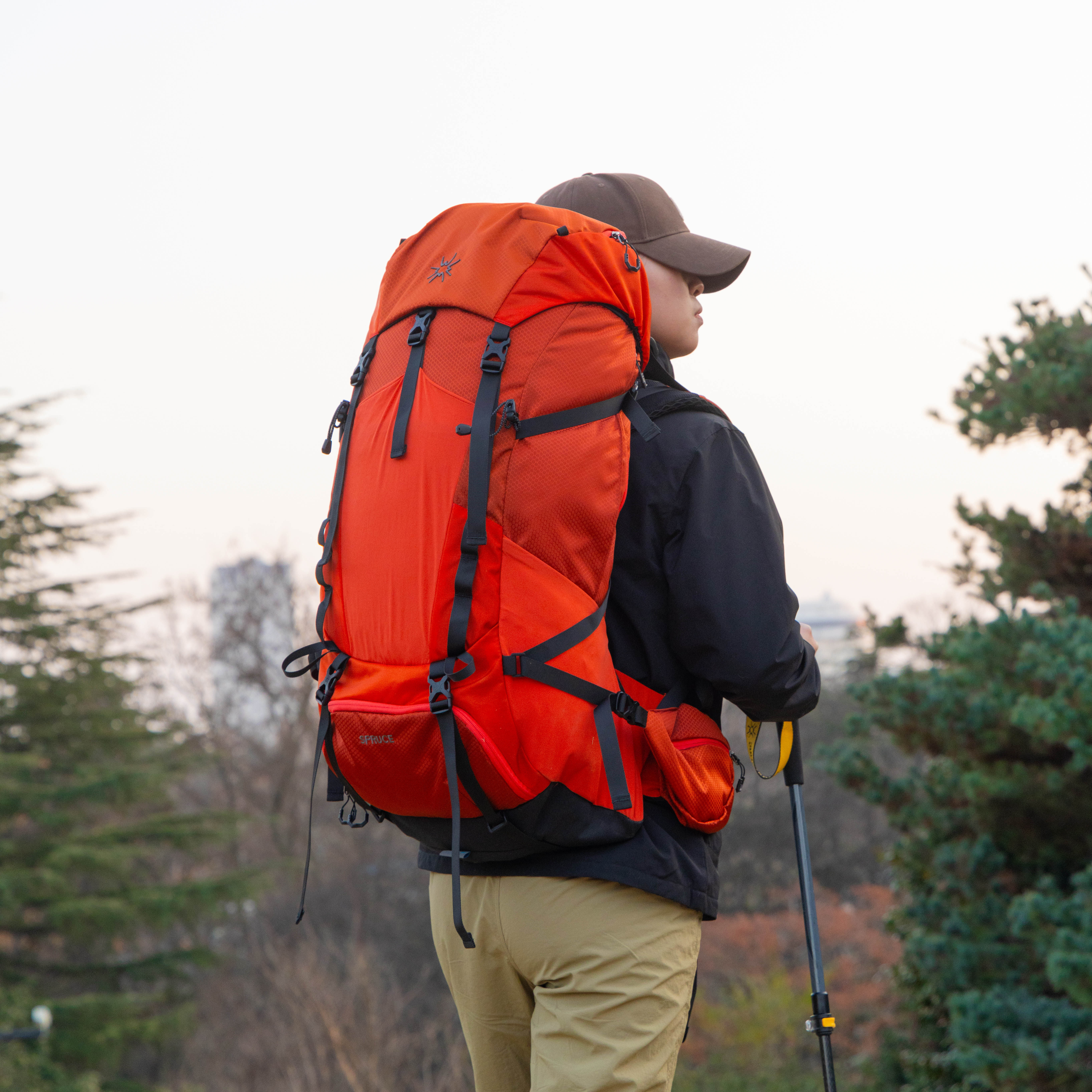 杉木山装户外徒步登山包大容量45升双肩包耐磨防泼水男女旅行背包