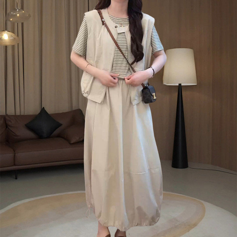 韩系温柔条纹短袖T恤女春季薄款马甲半身裙小个子休闲时尚三件套