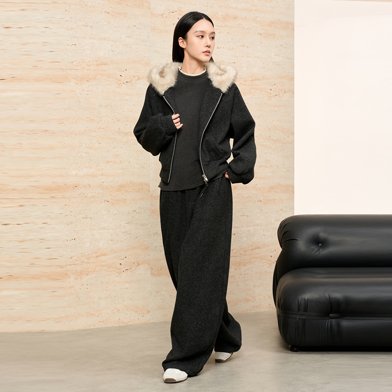 轩日短款连帽外套+休闲裤两件套