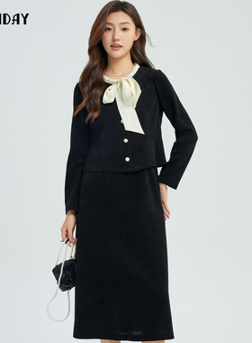 轩日2025春秋商场同款圆领背心裙女新款黑色无袖连衣裙洋气内搭裙