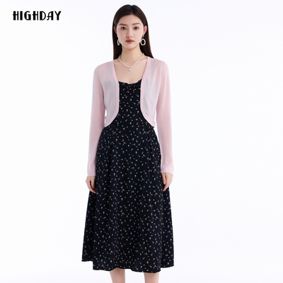 轩日新款修身吊带连衣裙