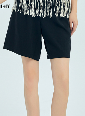 轩日2024夏季新款高腰休闲裤女商场款直筒裤黑色短裤KZ06AE47662