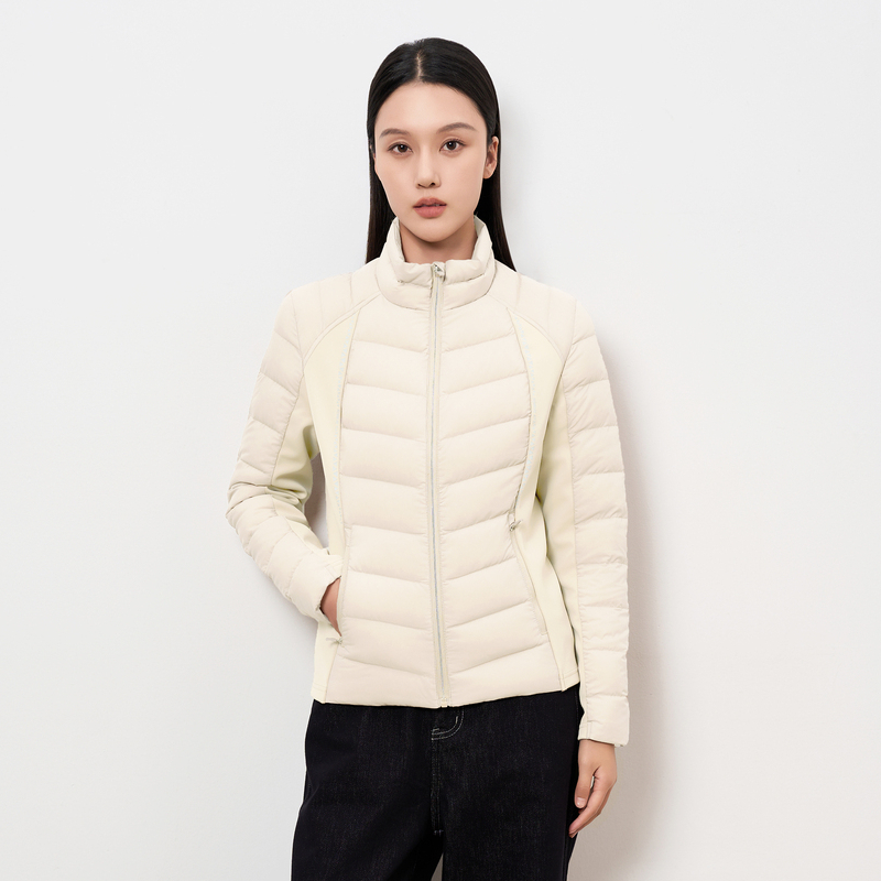 轩日修身显瘦立领短款羽绒服