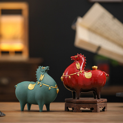 新中式红色陶瓷马唐马摆件家居客厅办公室桌面小马生肖马开业