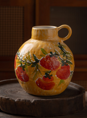 『103』2430-大肚花瓶（带把）柿子（口7.5cm，高20，肚径18cm）