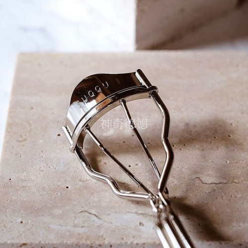 日本SUQQU睫毛夹卷翘持久定型新手初学者便携式