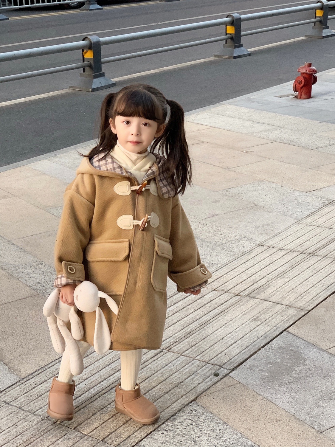 星星baby女童 冬季新款呢子大衣儿童宽松牛角扣连帽外套