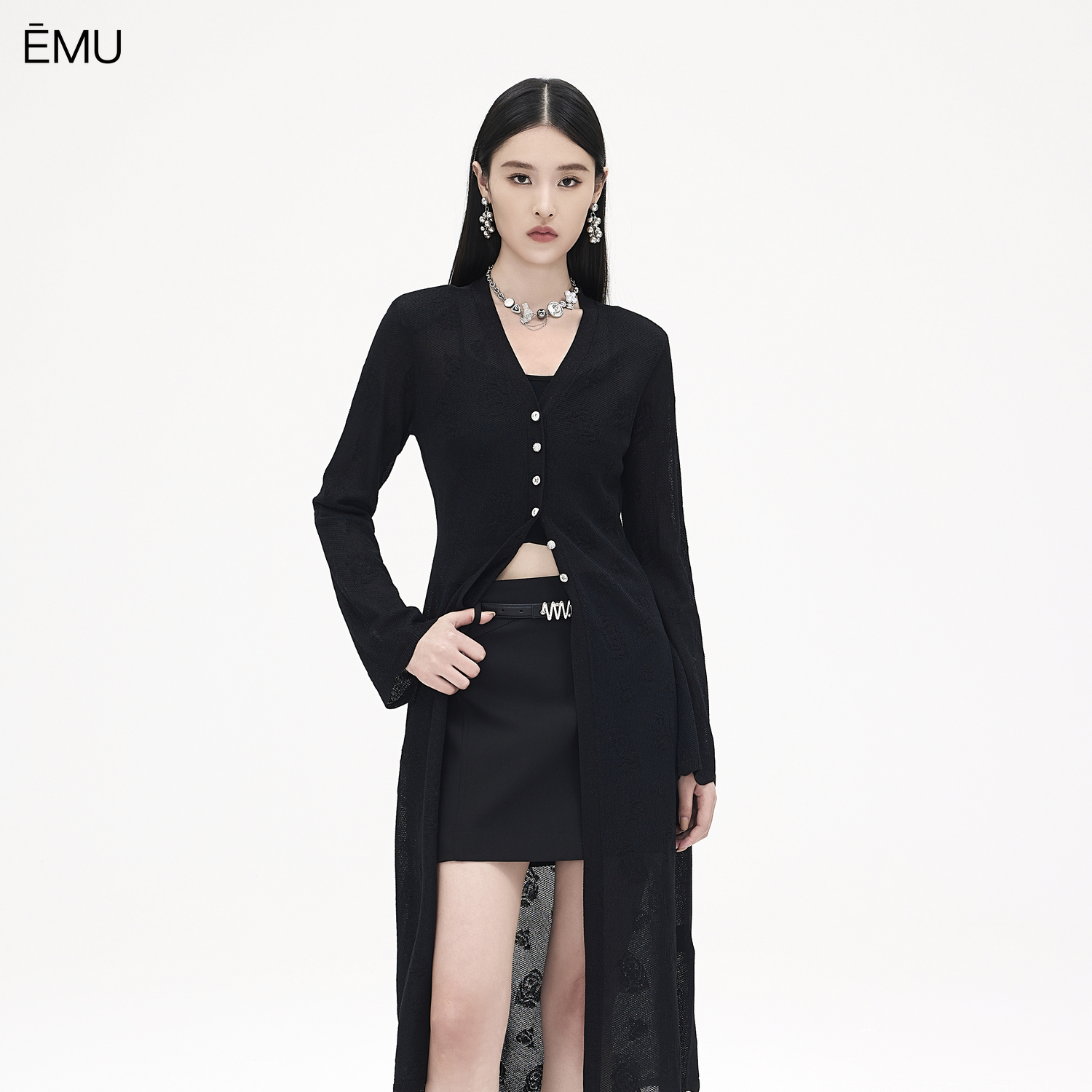 依妙EMU针织开衫女长款秋季新款时尚压花简约显瘦宽松上衣