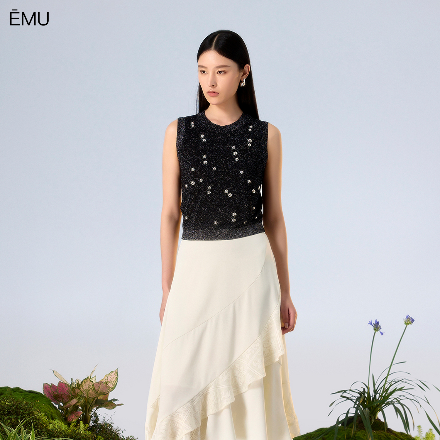 依妙EMU轻奢重工钉珠毛织背心2025秋季新款上衣无袖针织衫