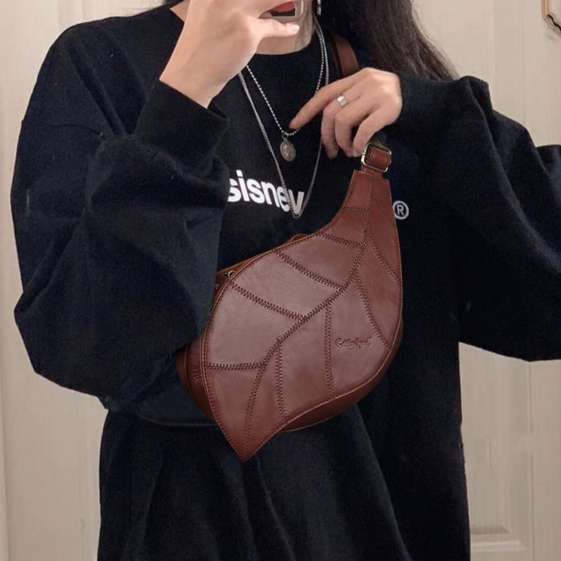 高级感百搭真皮复古风胸包