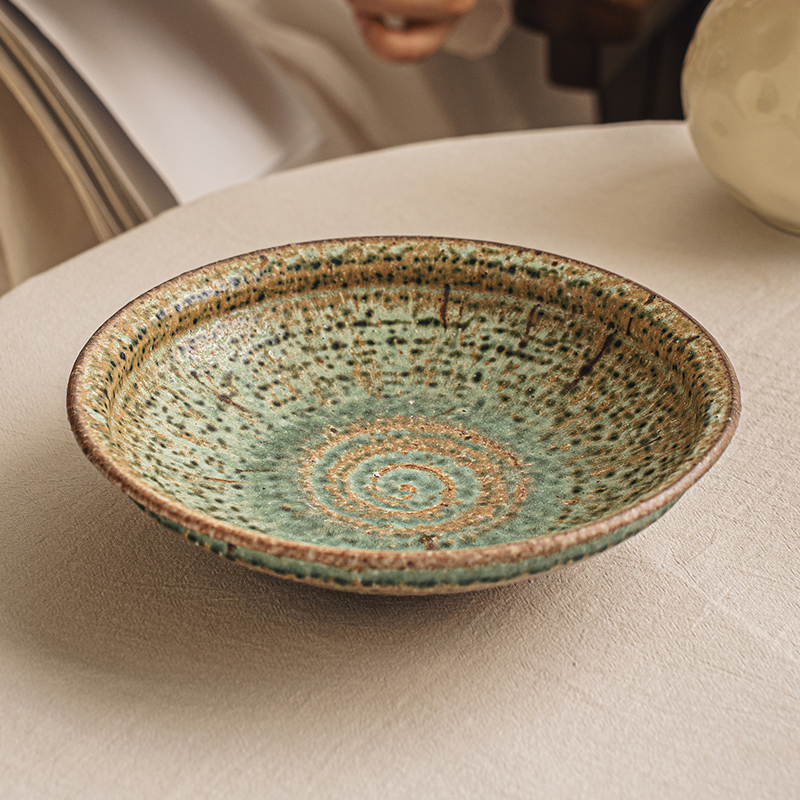 悠瓷8英寸粗陶螺纹斗笠盘