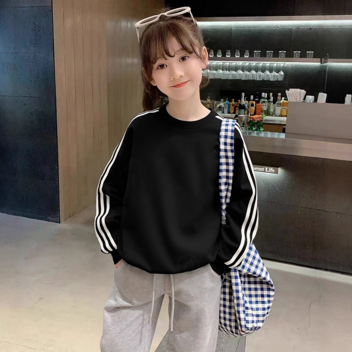 儿童长袖打底衫春秋季女童宝宝洋气三条杠纯棉圆领T恤百搭运动潮