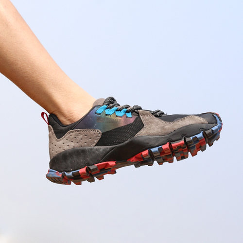 新款防滑耐磨轻便透气减震徒步鞋