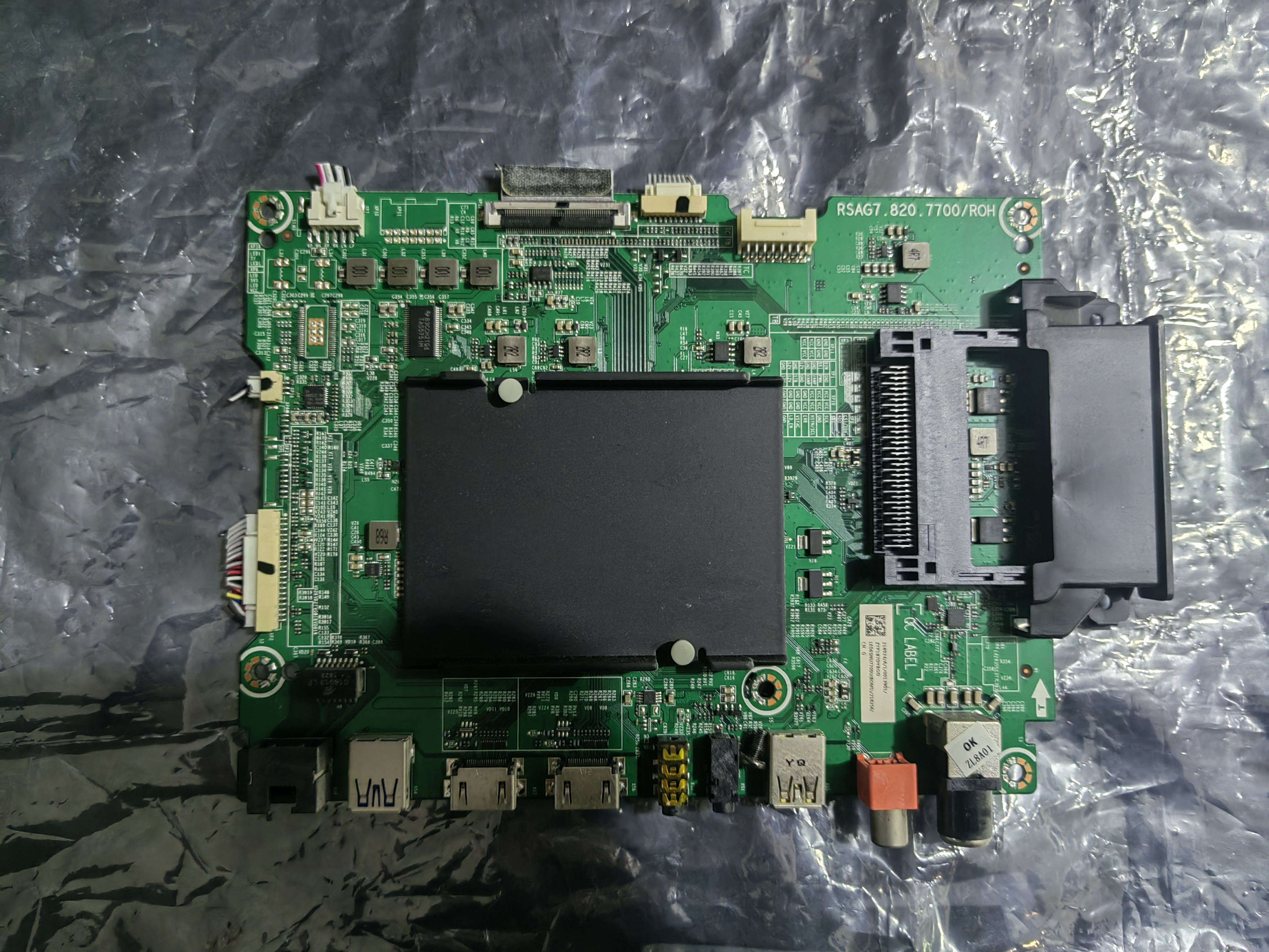 原装海信LED65NU7700U（BOM1)218924 218257主板RSAG7.820.7700