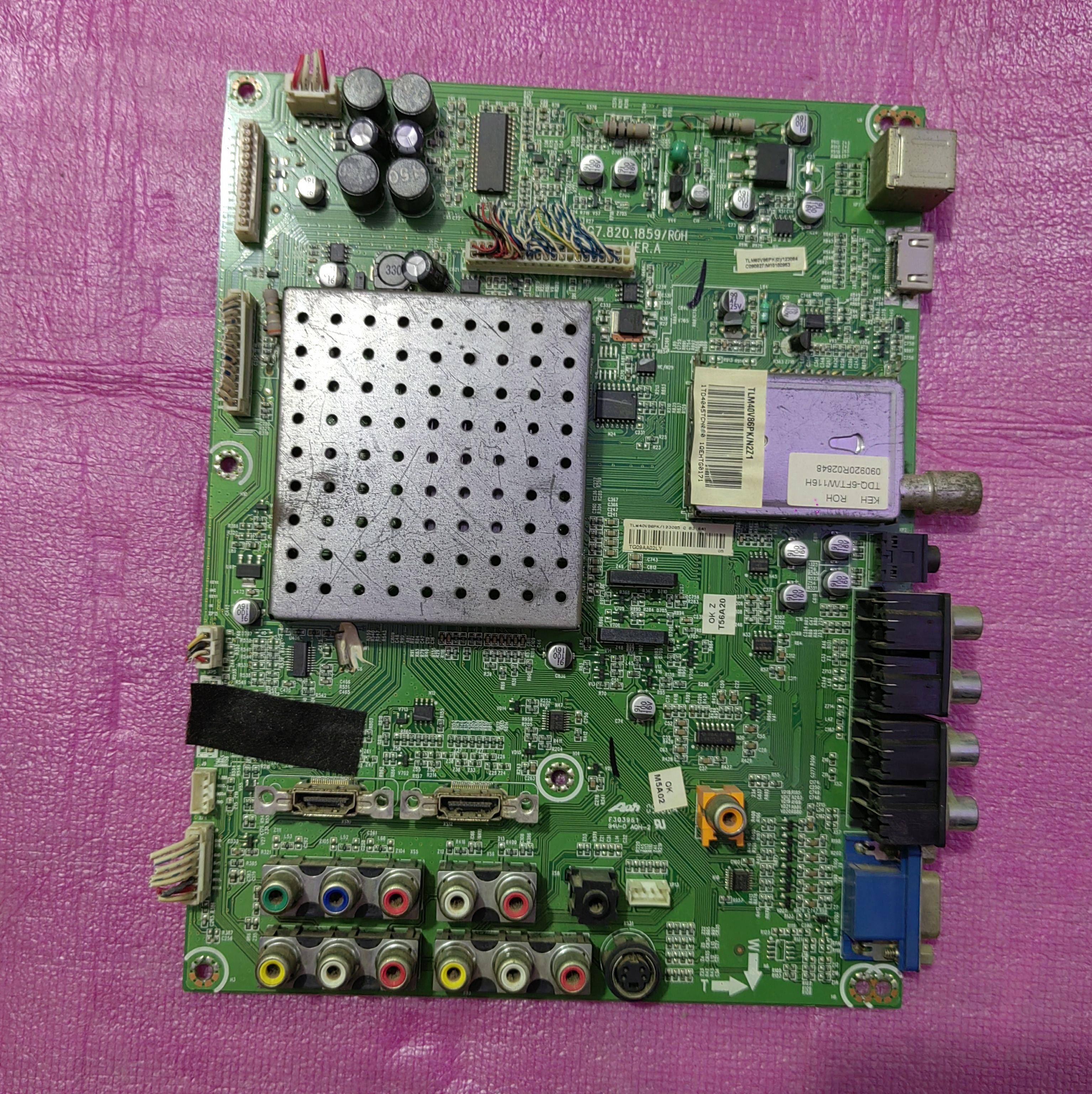 原装海信TLM40V86PK(BOM1)123084主板RSAG7.820.1859屏LTA400HA07