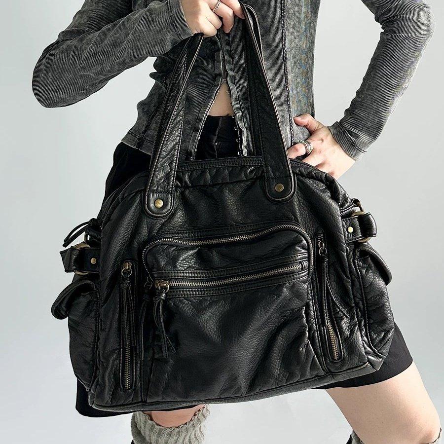 真皮软皮朋克机车大容量手提女包2025复古通勤托特旅行单肩斜挎包