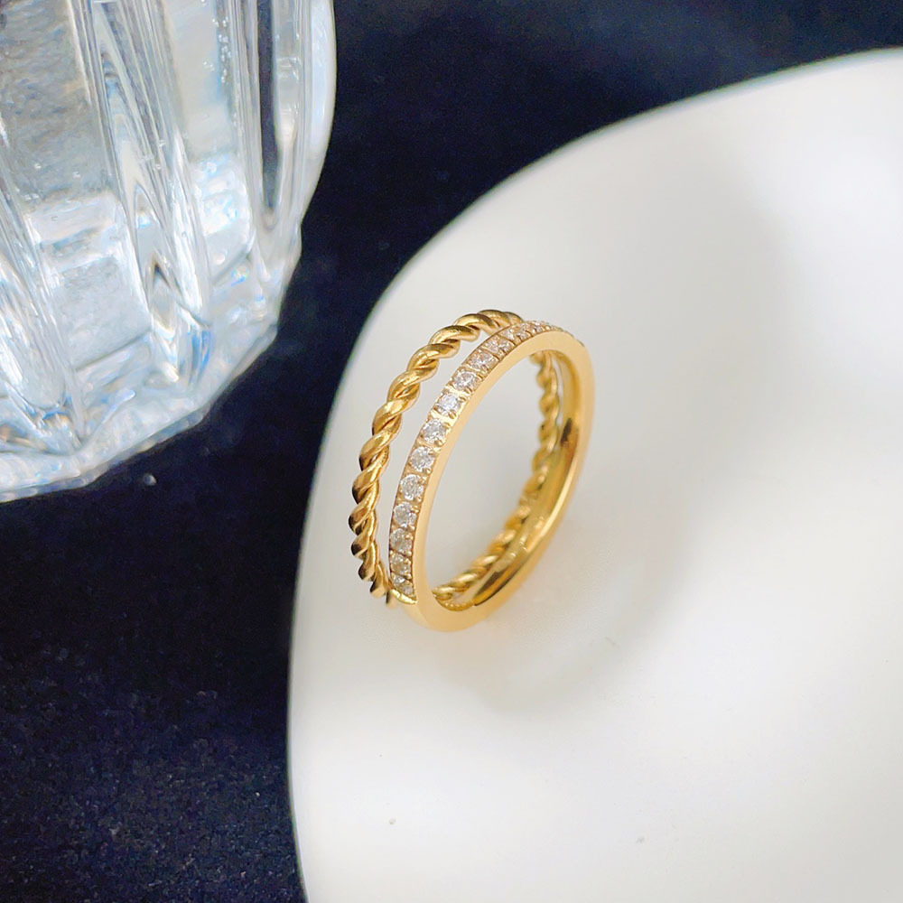 欧美轻奢时尚双层麻花镶钻戒指女优雅气质个性钛钢指环女百搭配饰